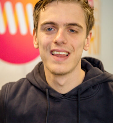 Bekijk onze medewerker Kyan afbeelding op Webburo Spring BV