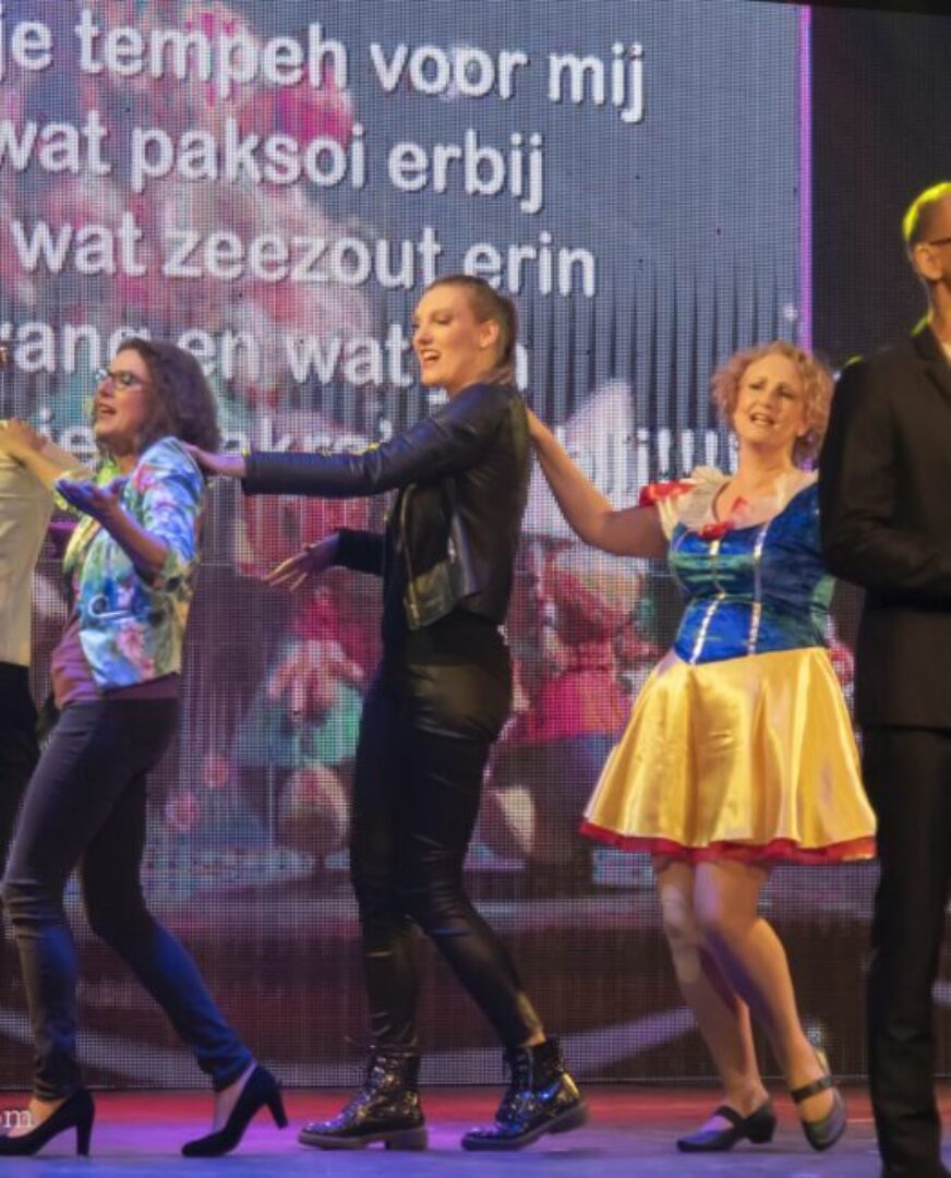 Toneelvereniging Uit & Thuis uit Reeuwijk